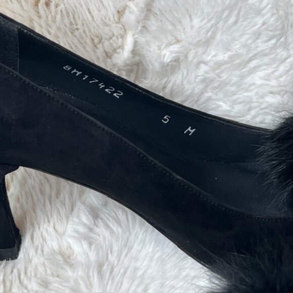 Stuart Weitzman Black Suede Pom-Pom Pumps Size 5M - Picture 9 of 10